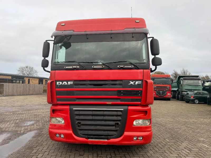 Leje en DAF XF 105.460 Tractor unit DAF XF 105.460 Tractor unit: billede 8
