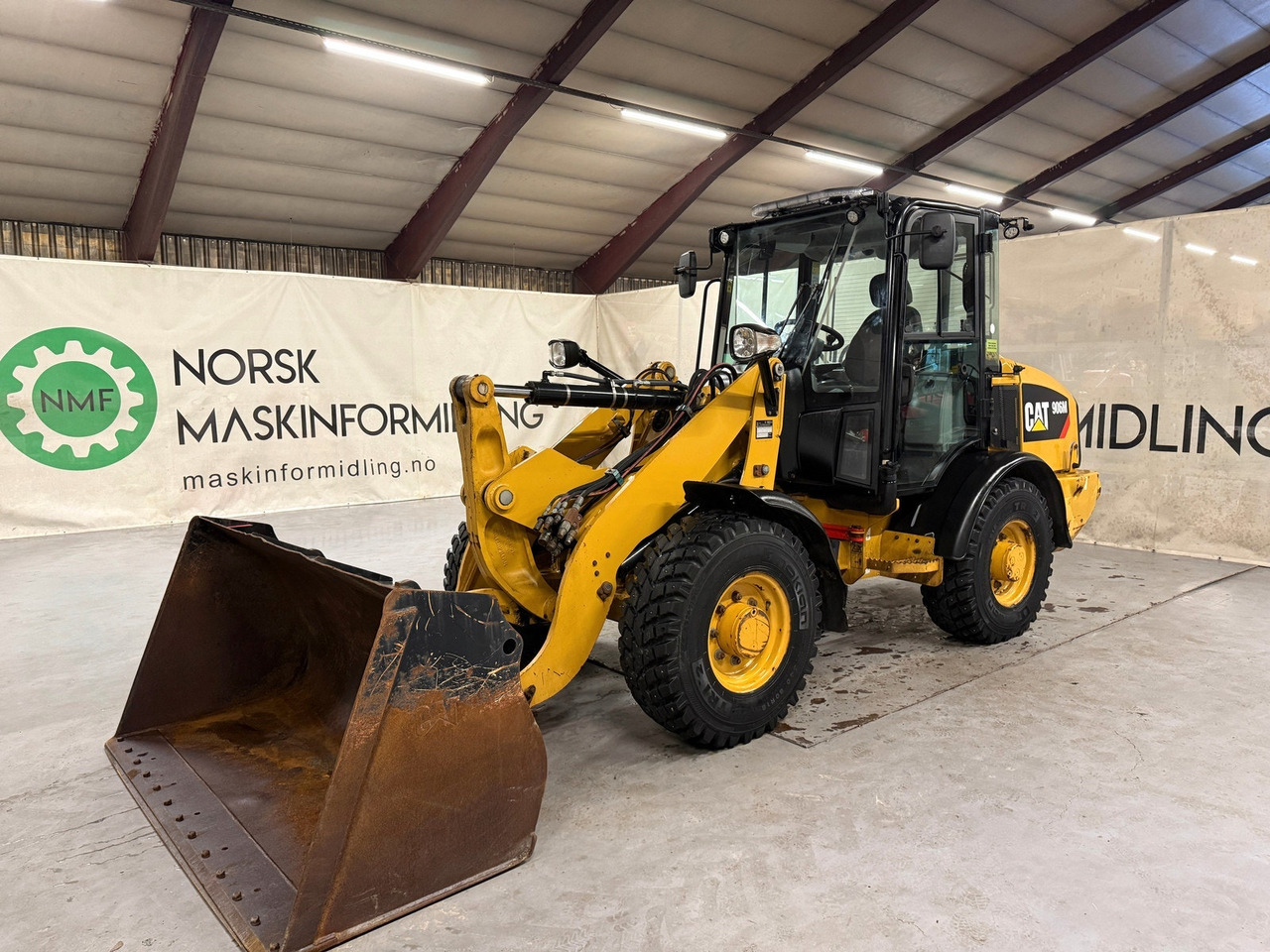 Cat 906M High Flow, 40 km/t med skuff og plog # TIL LEIE# - Gummihjulslæsser: billede 1 Cat 906M High Flow, 40 km/t med skuff og plog # TIL LEIE# - Gummihjulslæsser: billede 1