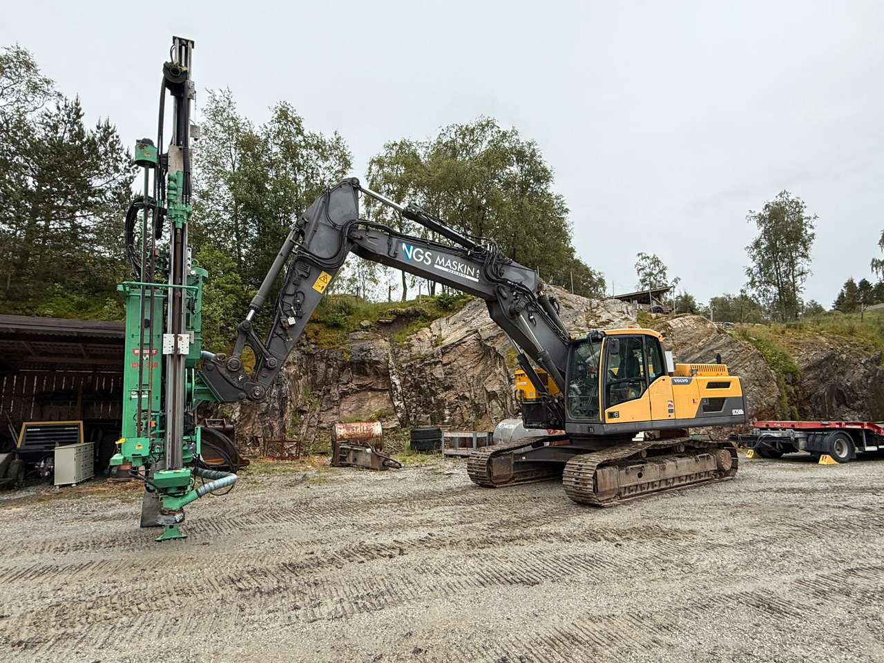 Volvo EC250DL med Montabert tårn - Bæltegravemaskine: billede 2 Volvo EC250DL med Montabert tårn - Bæltegravemaskine: billede 2