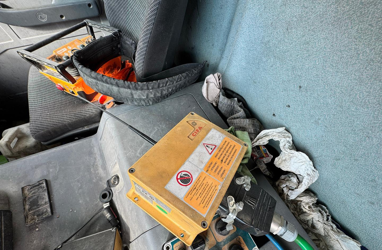 Betonpompa 28MT CIFA ASTRA HD84.38 - Betonbil med pumpe: billede 5 Betonpompa 28MT CIFA ASTRA HD84.38 - Betonbil med pumpe: billede 5