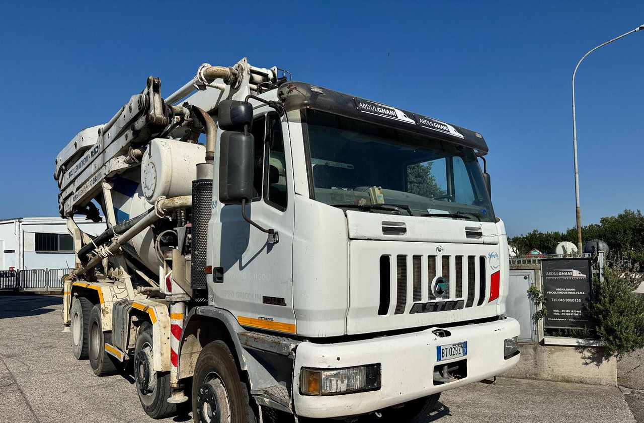 Betonpompa CIFA ASTRA HD84.38 - 2003 - Betonbil med pumpe: billede 3 Betonpompa CIFA ASTRA HD84.38 - 2003 - Betonbil med pumpe: billede 3