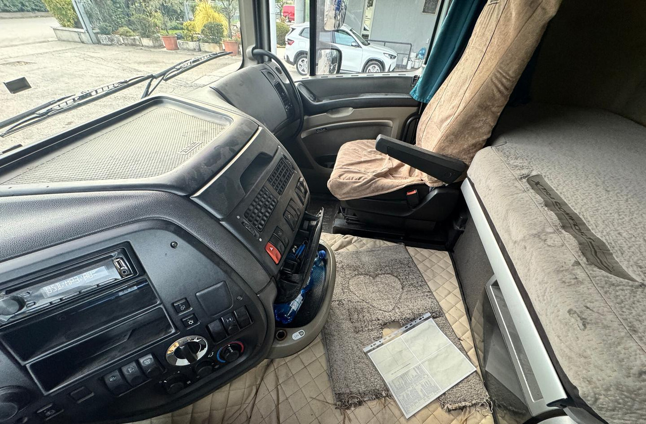 DAF XF 105.460 - 2010 - AUTOMATICO - Trækker: billede 3 DAF XF 105.460 - 2010 - AUTOMATICO - Trækker: billede 3