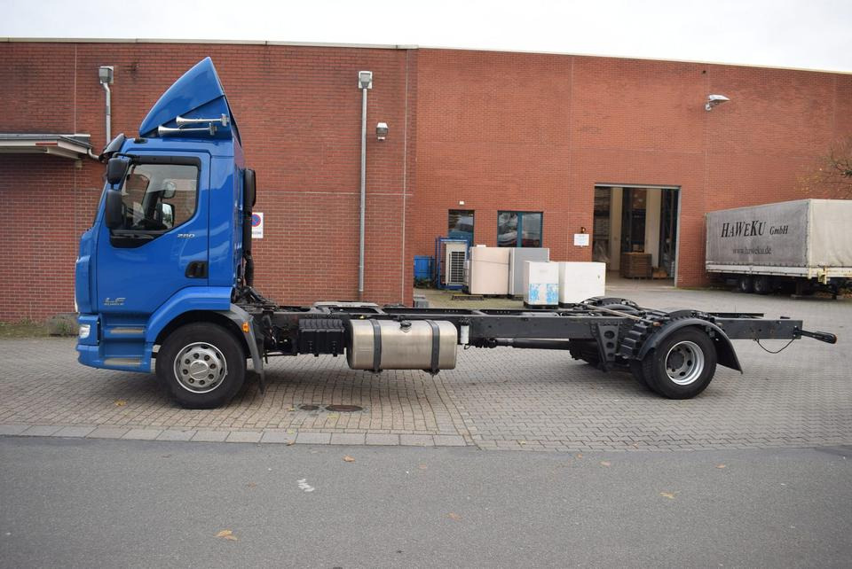 DAF LF 280 Fahrgestell Klima Navi 8-Gang ACC AHK - Lastbil chassis: billede 3 DAF LF 280 Fahrgestell Klima Navi 8-Gang ACC AHK - Lastbil chassis: billede 3
