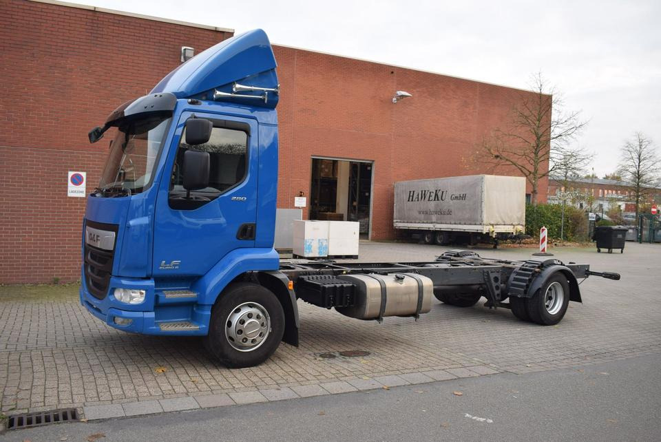 DAF LF 280 Fahrgestell Klima Navi 8-Gang ACC AHK - Lastbil chassis: billede 2 DAF LF 280 Fahrgestell Klima Navi 8-Gang ACC AHK - Lastbil chassis: billede 2
