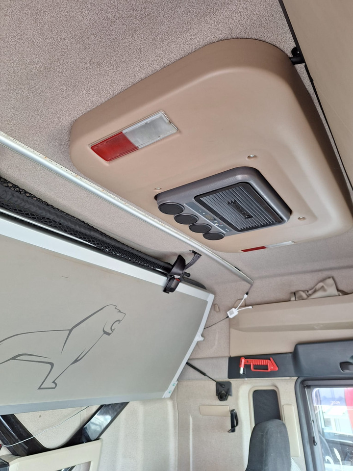 Trækker MAN TGX 18.460: billede 11 Trækker MAN TGX 18.460: billede 11