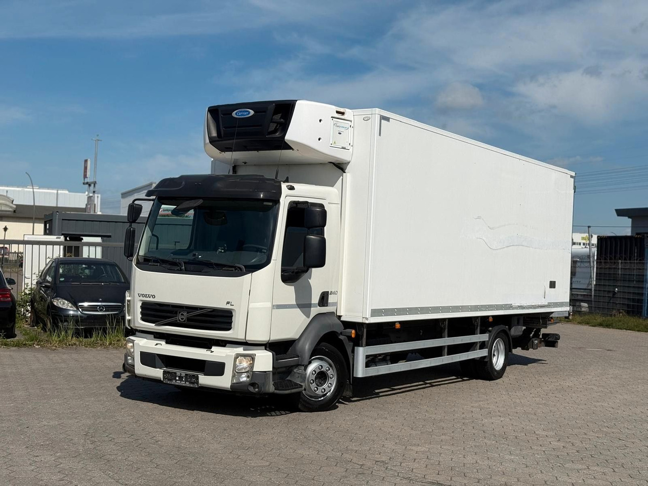 Volvo FL 240 Carrier Easy Cold+Hebebühne - Kølevogn lastbil: billede 5 Volvo FL 240 Carrier Easy Cold+Hebebühne - Kølevogn lastbil: billede 5