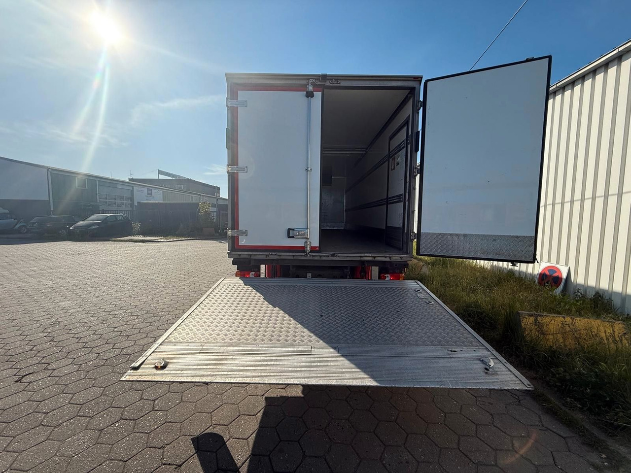 Volvo FL 42 R 240 +Thermoking T-880R+Kamera - Kølevogn lastbil: billede 4 Volvo FL 42 R 240 +Thermoking T-880R+Kamera - Kølevogn lastbil: billede 4