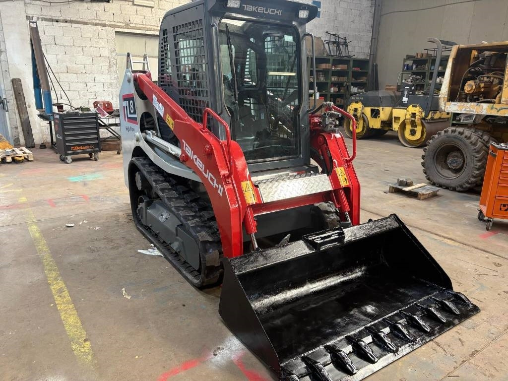 Takeuchi TL 8 - Skridstyret minilæsser: billede 2 Takeuchi TL 8 - Skridstyret minilæsser: billede 2