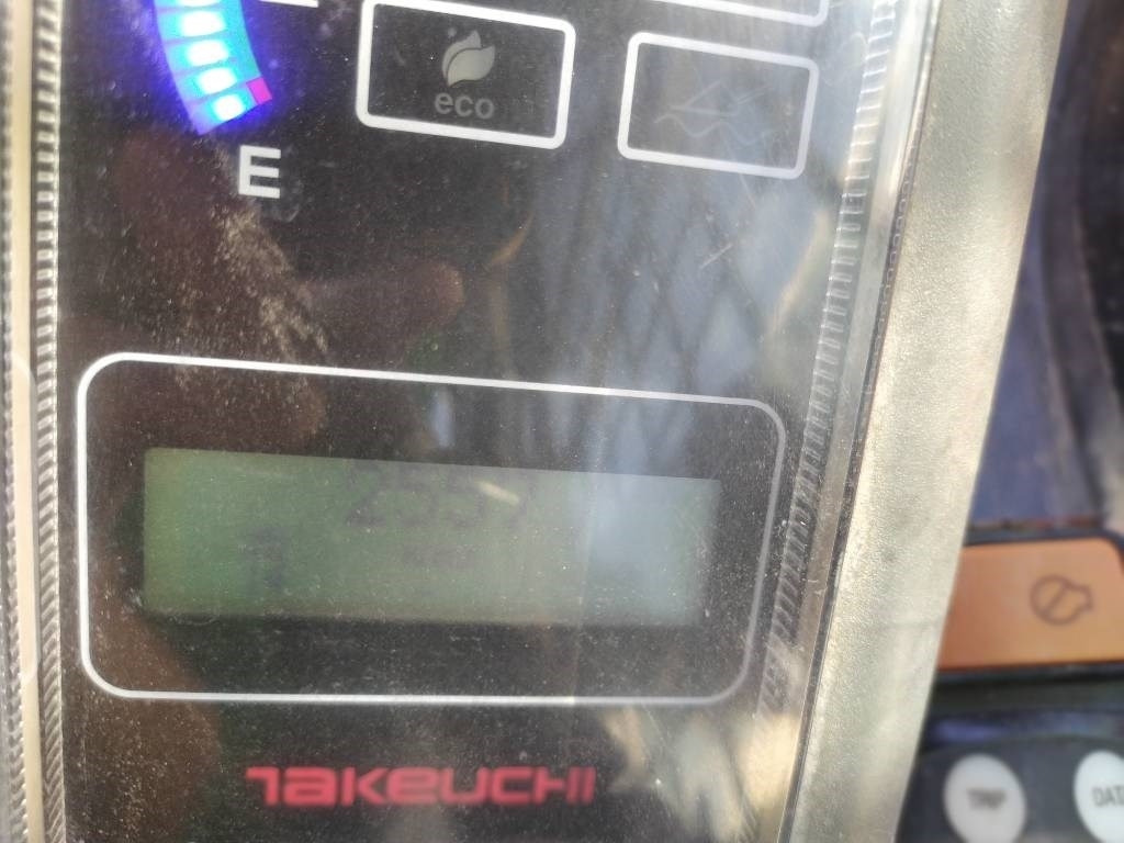 Takeuchi TL 8 - Skridstyret minilæsser: billede 5 Takeuchi TL 8 - Skridstyret minilæsser: billede 5