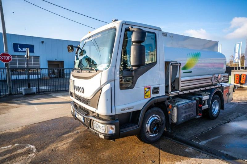 Iveco EURO CARGO 100-220 +CM 5500L + 3 COMP. - Tankbil: billede 1 Iveco EURO CARGO 100-220 +CM 5500L + 3 COMP. - Tankbil: billede 1