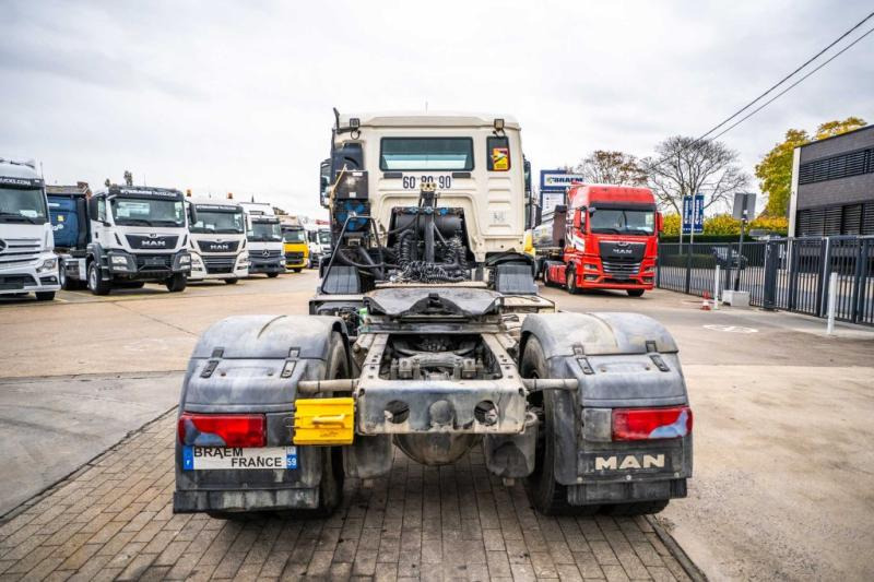 MAN TGS 18.400 BLS 4X4H+SEMI-MIXER 12M3 - Betonbil: billede 4 MAN TGS 18.400 BLS 4X4H+SEMI-MIXER 12M3 - Betonbil: billede 4
