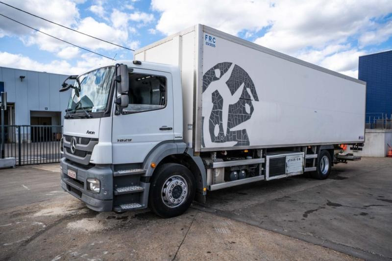 Mercedes AXOR 1829-MP3+ CARRIER - Kølevogn lastbil: billede 1 Mercedes AXOR 1829-MP3+ CARRIER - Kølevogn lastbil: billede 1