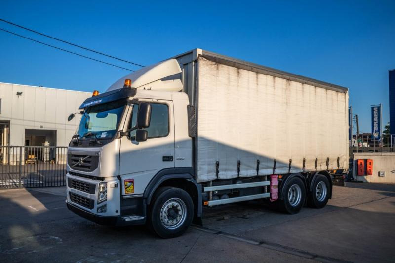 Volvo FM330-6X2+E5 (10pneus/tires) - Lastbil med presenning: billede 1 Volvo FM330-6X2+E5 (10pneus/tires) - Lastbil med presenning: billede 1