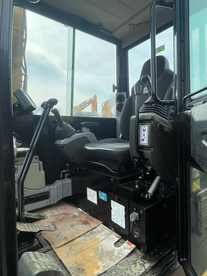 CAT 305.5E2 - Minigravemaskine: billede 5 CAT 305.5E2 - Minigravemaskine: billede 5