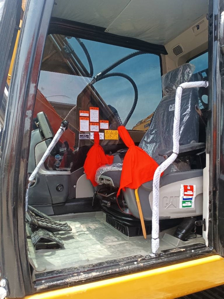 CAT 320D2  - Bæltegravemaskine: billede 3 CAT 320D2  - Bæltegravemaskine: billede 3