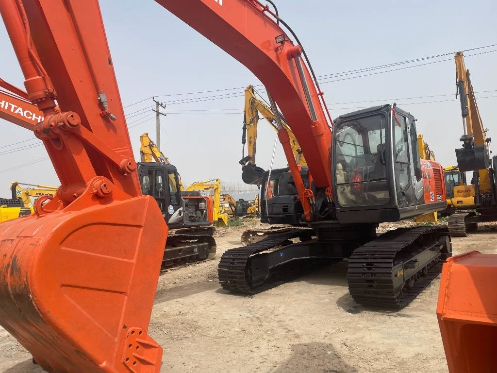 Hitachi ZX 240 - Bæltegravemaskine: billede 5 Hitachi ZX 240 - Bæltegravemaskine: billede 5