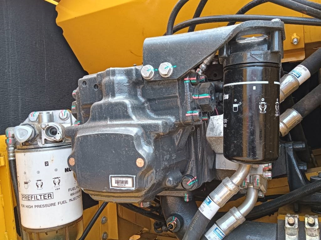 Komatsu PC 210 - Bæltegravemaskine: billede 3 Komatsu PC 210 - Bæltegravemaskine: billede 3