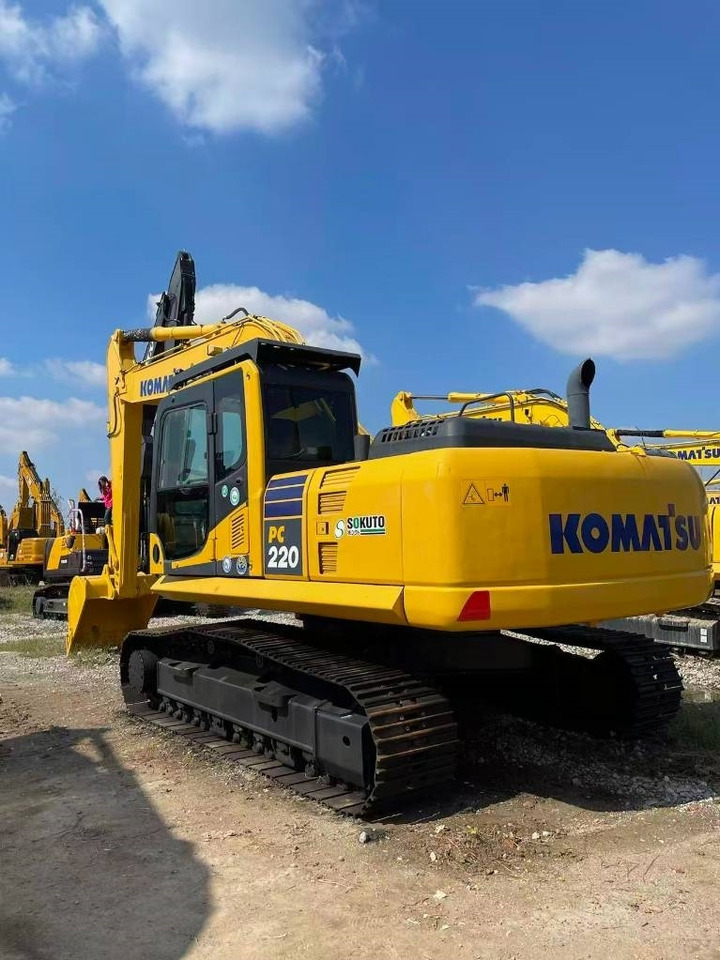 Komatsu PC 220 - Bæltegravemaskine: billede 3 Komatsu PC 220 - Bæltegravemaskine: billede 3