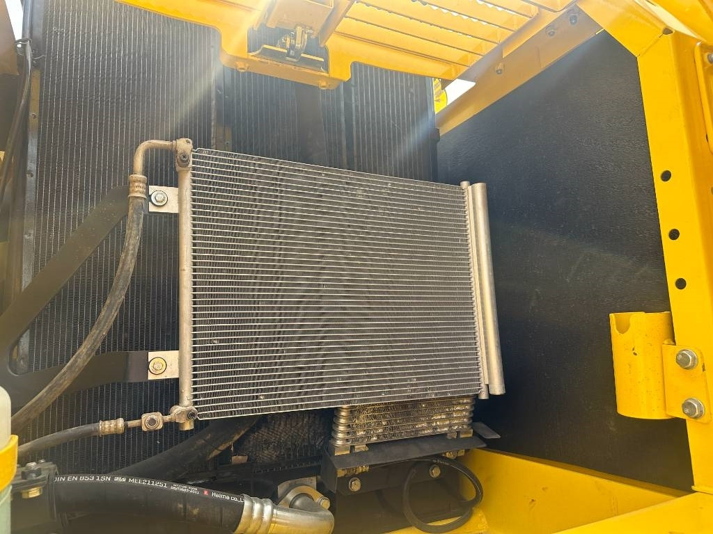 Komatsu PC 240  - Bæltegravemaskine: billede 4 Komatsu PC 240  - Bæltegravemaskine: billede 4