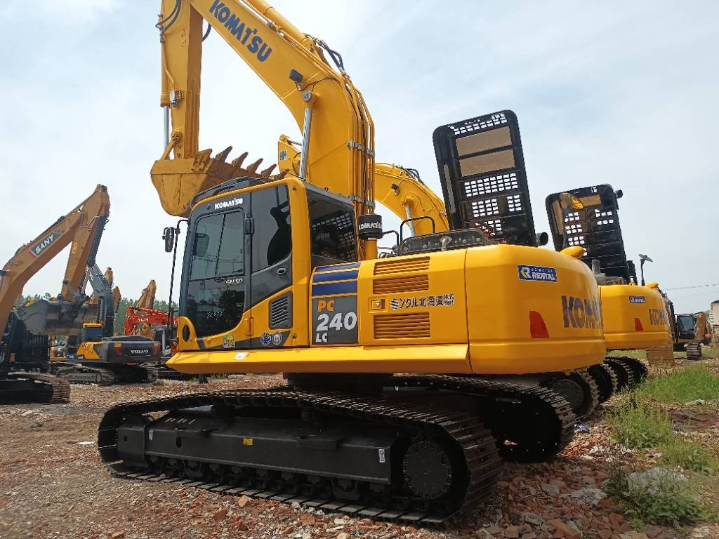 Komatsu PC 240  - Bæltegravemaskine: billede 1 Komatsu PC 240  - Bæltegravemaskine: billede 1