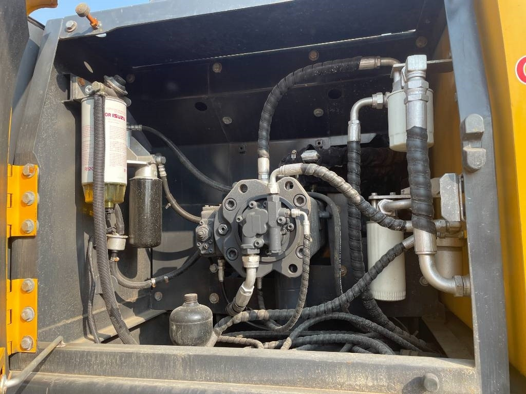 Volvo EC 210  - Bæltegravemaskine: billede 2 Volvo EC 210  - Bæltegravemaskine: billede 2