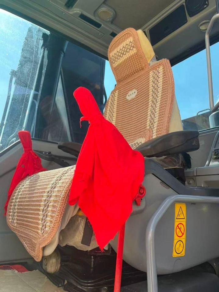 Volvo EC 240 - Bæltegravemaskine: billede 4 Volvo EC 240 - Bæltegravemaskine: billede 4