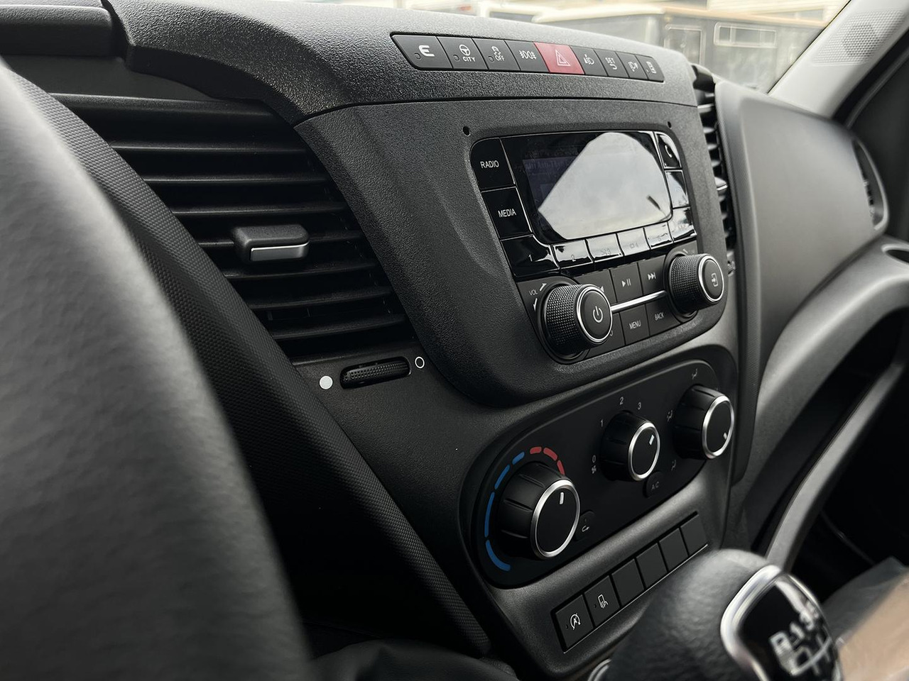 Ladbil med tip Iveco DAILY SKLÁPAČ, 2.3D, 35S16H: billede 14 Ladbil med tip Iveco DAILY SKLÁPAČ, 2.3D, 35S16H: billede 14