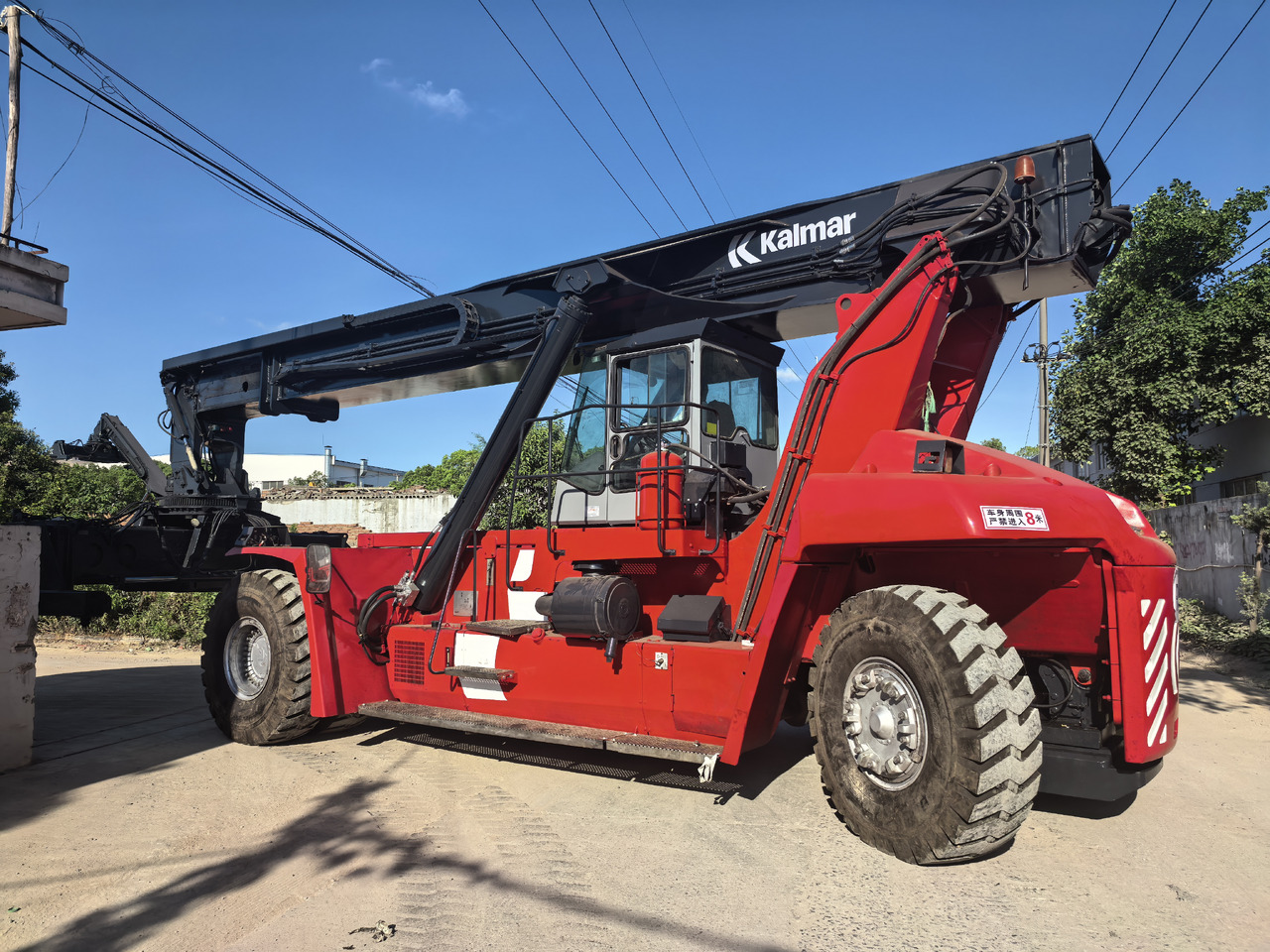 Kalmar DRF450 used Reach stacker container - Entreprenørmaskin: billede 1 Kalmar DRF450 used Reach stacker container - Entreprenørmaskin: billede 1