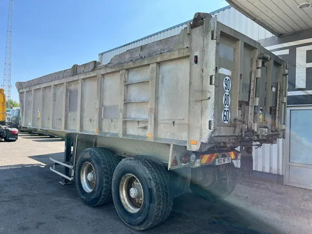 Benalu 2 Axle Alu Tipper , Spring Suspension , Drum Brakes, Fruehauf Axles - Tipvogn sættevogn: billede 4 Benalu 2 Axle Alu Tipper , Spring Suspension , Drum Brakes, Fruehauf Axles - Tipvogn sættevogn: billede 4