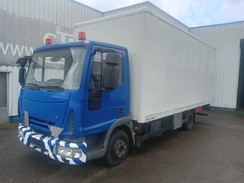 Iveco EuroCargo 180 Eurocargo 75E180 , Spring Suspension , Closed box , Tailgate - Lastbil varevogn: billede 1 Iveco EuroCargo 180 Eurocargo 75E180 , Spring Suspension , Closed box , Tailgate - Lastbil varevogn: billede 1