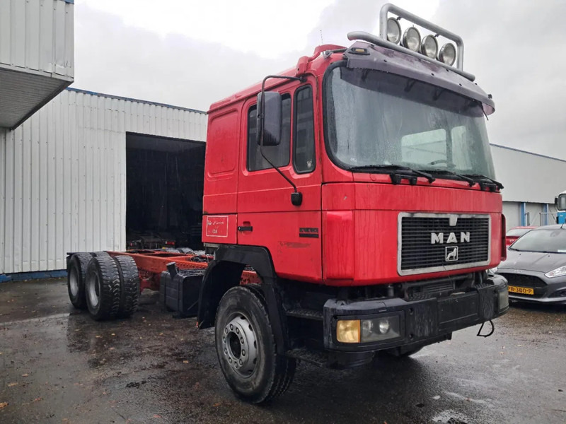 MAN 26-422 , 6x4 , Spring Suspension , ZF Manual Gearbox, Intarder - Lastbil chassis: billede 4 MAN 26-422 , 6x4 , Spring Suspension , ZF Manual Gearbox, Intarder - Lastbil chassis: billede 4