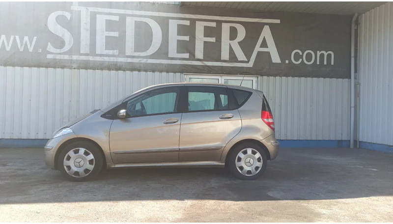 Mercedes-Benz A-Klasse 170 , Airco , leder , distrbute ketting maakt lawaai - Hatchback: billede 2 Mercedes-Benz A-Klasse 170 , Airco , leder , distrbute ketting maakt lawaai - Hatchback: billede 2