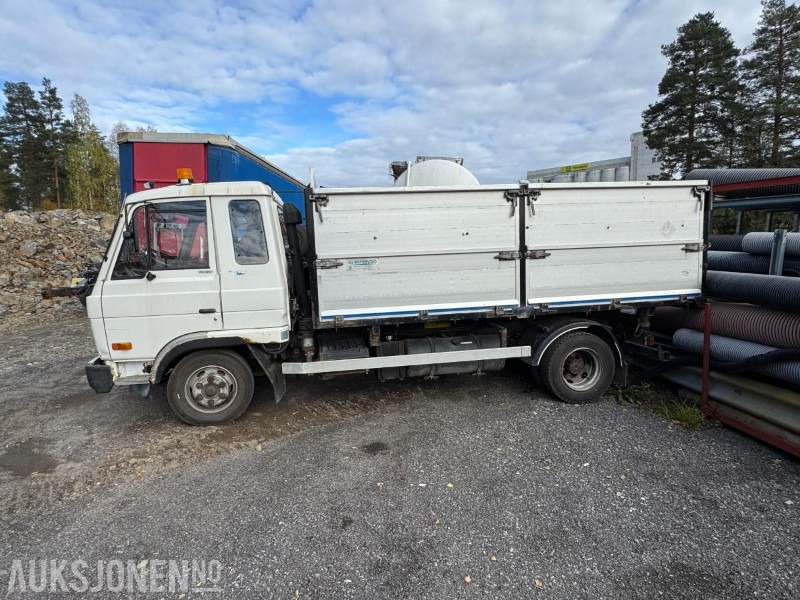 1993 Nissan Diesel planbil - Lastbil med lad: billede 2 1993 Nissan Diesel planbil - Lastbil med lad: billede 2