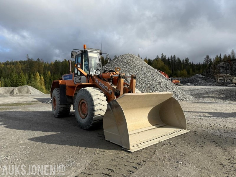 1995 Fiat-Hitachi FR 220.2 - Gummihjulslæsser: billede 3 1995 Fiat-Hitachi FR 220.2 - Gummihjulslæsser: billede 3