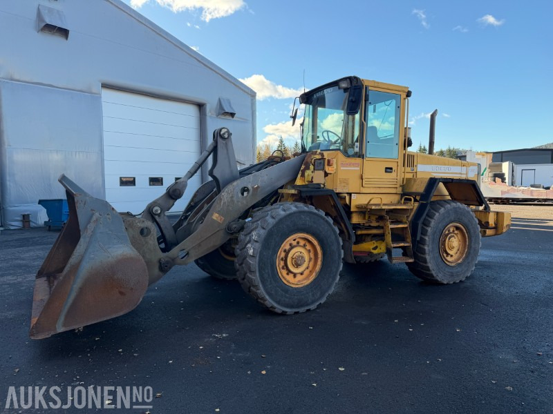 1997 Volvo L90C hjullaster med skuff 250 cm - får ny sertifisering - Gummihjulslæsser: billede 1 1997 Volvo L90C hjullaster med skuff 250 cm - får ny sertifisering - Gummihjulslæsser: billede 1