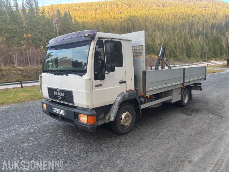 2000 MAN 8.163 LLC MED HIAB KRAN - Lastbil med kran: billede 1 2000 MAN 8.163 LLC MED HIAB KRAN - Lastbil med kran: billede 1