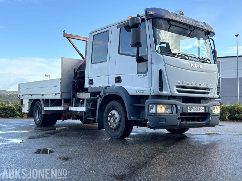 2004 Iveco 120E24 EUROCARGO kranbil - registrert for 5 sitteplasser - Lastbil med kran: billede 2 2004 Iveco 120E24 EUROCARGO kranbil - registrert for 5 sitteplasser - Lastbil med kran: billede 2