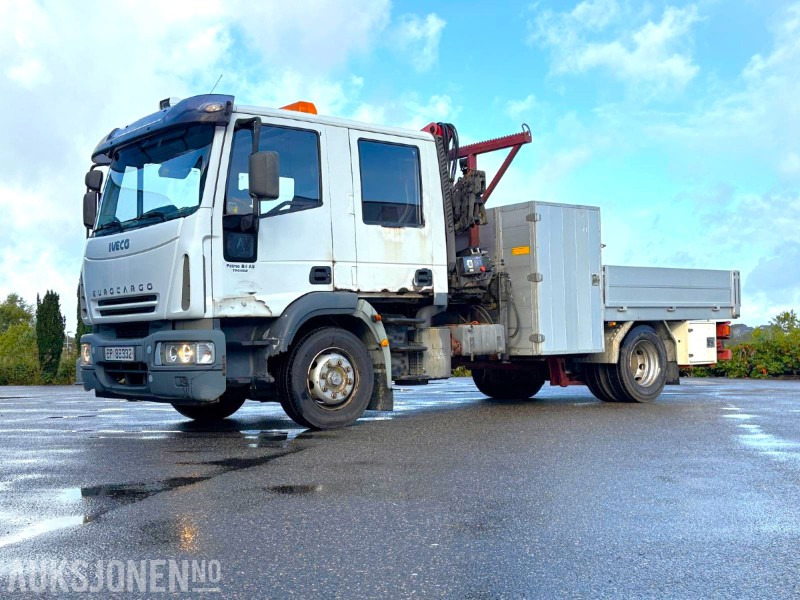 2004 Iveco 120E24 EUROCARGO kranbil - registrert for 5 sitteplasser - Lastbil med kran: billede 1 2004 Iveco 120E24 EUROCARGO kranbil - registrert for 5 sitteplasser - Lastbil med kran: billede 1
