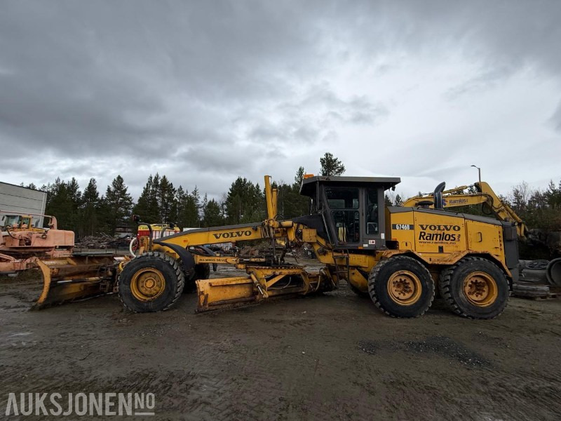 2004 Volvo G746B AWD veghøvel - Bygningsudstyr: billede 2 2004 Volvo G746B AWD veghøvel - Bygningsudstyr: billede 2