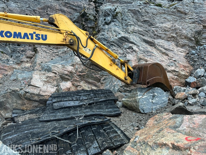 Gravemaskine 2005 Komatsu PC228USLC-3K gravemaskin // graveskuffe // opplegg til rotortilt: billede 6