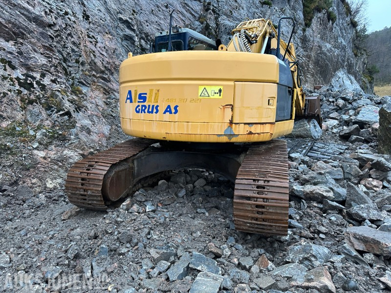 Gravemaskine 2005 Komatsu PC228USLC-3K gravemaskin // graveskuffe // opplegg til rotortilt: billede 8