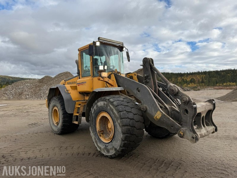 2006 Volvo L120E - Sentralsmøring - 14887 timer - Gummihjulslæsser: billede 3 2006 Volvo L120E - Sentralsmøring - 14887 timer - Gummihjulslæsser: billede 3