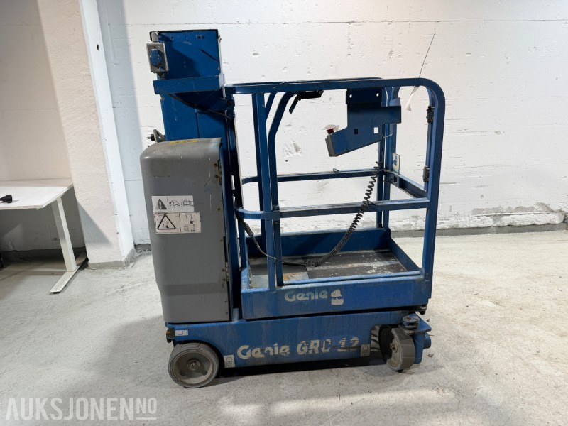 2011 Genie GRC-12 Mastelift 5,66 m – 389 timer - Lift: billede 1 2011 Genie GRC-12 Mastelift 5,66 m – 389 timer - Lift: billede 1