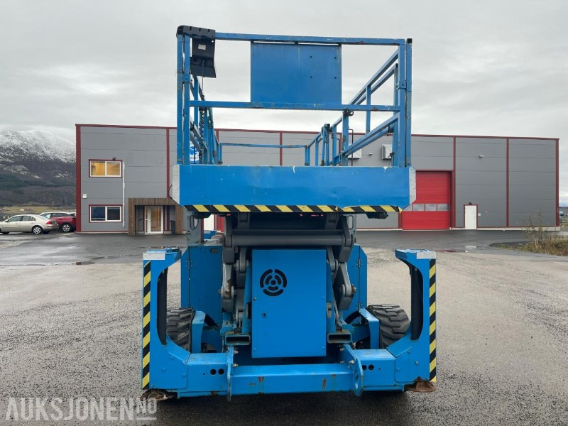 2011 Genie GS 4390 Sakselift, 1698 timer - Lift: billede 2 2011 Genie GS 4390 Sakselift, 1698 timer - Lift: billede 2