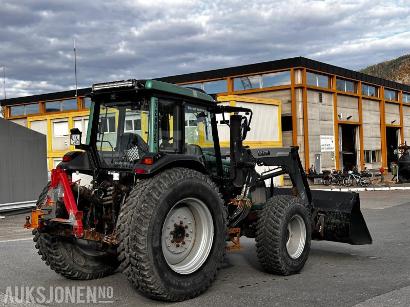 2012 Valtra 8670 med Ålö Valtra 35 Euro/SMS 3rd ESD frontlaster - Traktor: billede 5 2012 Valtra 8670 med Ålö Valtra 35 Euro/SMS 3rd ESD frontlaster - Traktor: billede 5
