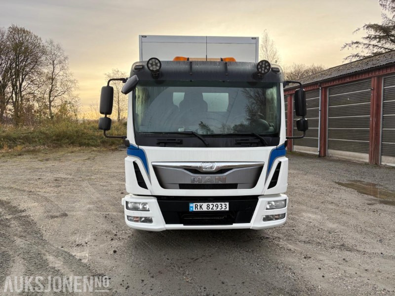 2013 MAN TGL8 220 4X2 Euro6T 3 seter servicevogn C1-reg. - Lastbil varevogn: billede 2 2013 MAN TGL8 220 4X2 Euro6T 3 seter servicevogn C1-reg. - Lastbil varevogn: billede 2