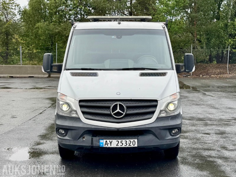 2014 Mercedes-Benz Sprinter 516 CDI planbil, 5-tonn, dobbelkabin, bakløft, lysbjelke - Lastbil med lad: billede 2 2014 Mercedes-Benz Sprinter 516 CDI planbil, 5-tonn, dobbelkabin, bakløft, lysbjelke - Lastbil med lad: billede 2