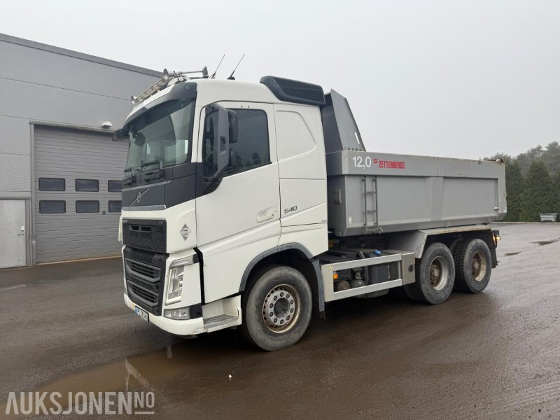 2015 VOLVO FH540 6X4 Euro6 TIPPBIL SERVICEHISTORIKK ZETTERBERG PÅBYGG. - Tipvogn lastbil: billede 3 2015 VOLVO FH540 6X4 Euro6 TIPPBIL SERVICEHISTORIKK ZETTERBERG PÅBYGG. - Tipvogn lastbil: billede 3