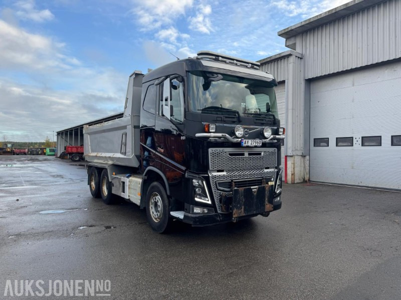 2015 Volvo FH16-660 6X4 Euro6T Brøyterigget tippbil – Servicehistorikk– 144 449 km - Tipvogn lastbil: billede 3 2015 Volvo FH16-660 6X4 Euro6T Brøyterigget tippbil – Servicehistorikk– 144 449 km - Tipvogn lastbil: billede 3