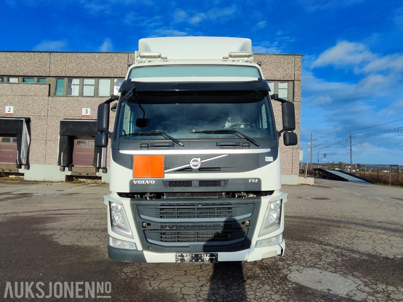 2015 Volvo FM 460 6x2 skapbil m/Full sideåpning - Carrier kjøleanlegg og bakløft - Lastbil varevogn: billede 3 2015 Volvo FM 460 6x2 skapbil m/Full sideåpning - Carrier kjøleanlegg og bakløft - Lastbil varevogn: billede 3